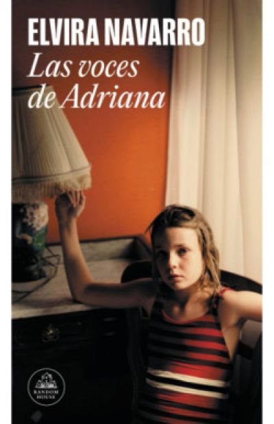 Resumen de Las Voces de Adriana